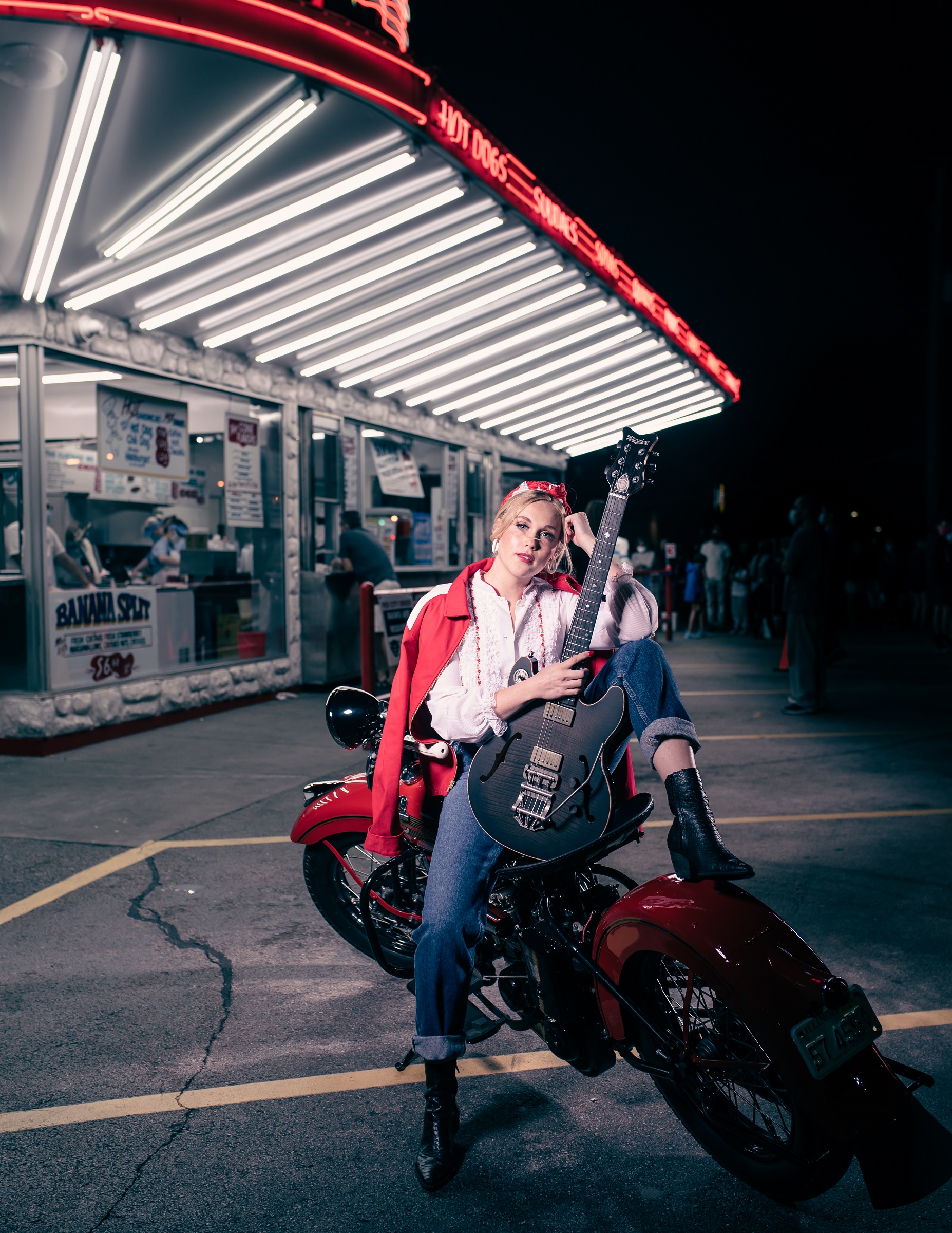 nora, collins, leon, leons, frozen, custard, milwaukee, guitar, guitars, chief, black, harley, davidson, 1938, flathead, diner, drive, in, classic, vintage, 1940